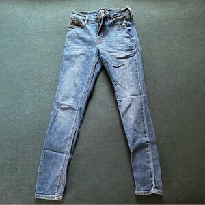 Old Navy Rockstar Skinny Jeans